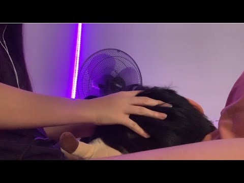 ASMR playing with my boyfriend’s fried hair 💀 ( hair play - no talking )