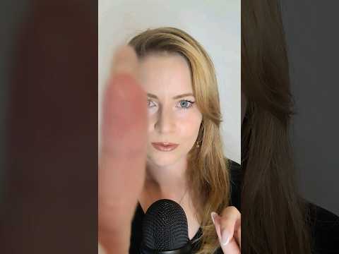 ASMR tapping your face gentile