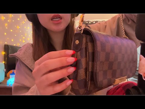 ASMR What’s In My Purse 👛 (leather tapping)