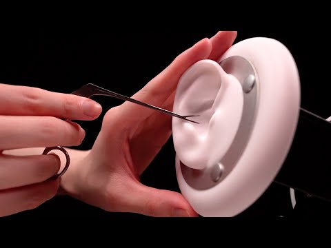 [ASMR]耳垢をつまんで剥がしていく耳掃除 - The Most Realistic Ear Cleaning(No Talking)