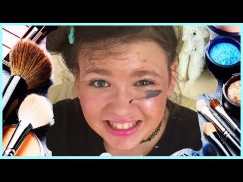 BROTHER DOES MY MAKEUP BLINDFOLDED! Ft.  My brother