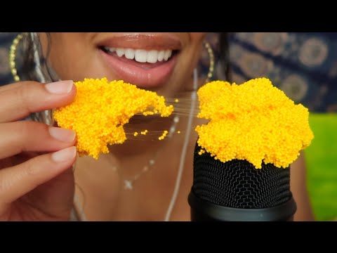 ASMR | Putting STUFF on my Mic 🎙 💛