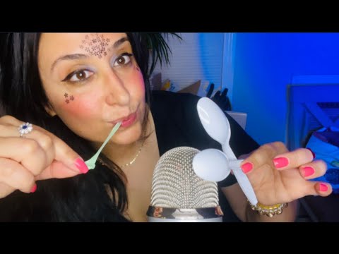 *new trigger alert* ASMR Plastic Spoons on Mic/ light Gum Chewing & Snapping/ Shushing you to sleep