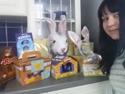 ASMR EASTER TINGLES - TAPPING / CRINKLY SOUNDS & SOFT SPOKEN RAMBLE