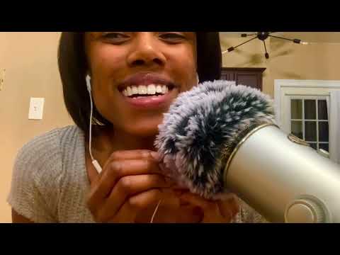 ASMR 💓 tapping/ whispers/ microphone sounds