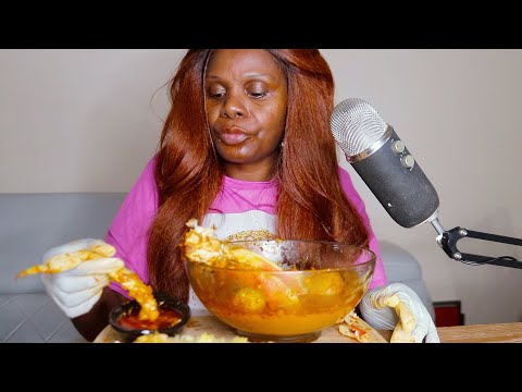 Bite Suck and Pull When It's Hoy Homemade seafood boil ASMR Eating Sounds