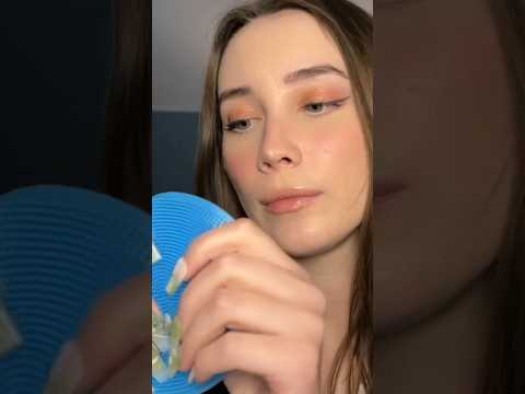 The best scratchies 😋 #asmr #satisfying #tinglysounds #scratching