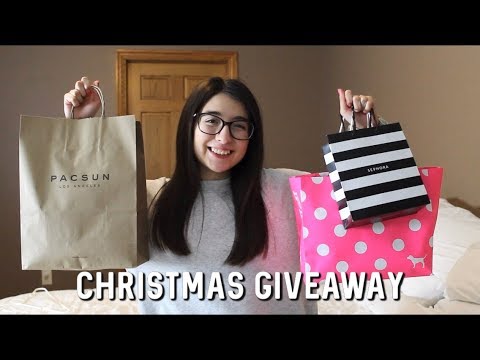 Christmas Giveaway | Brandy Melville, Sephora, Pink, Vans