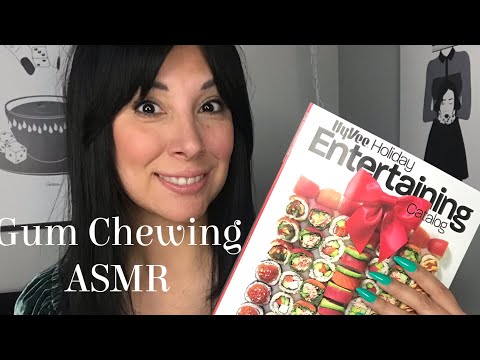 Gum Chewing ASMR: Hy Vee Holiday Flip Through 🎀