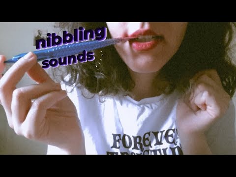 ASMR | nibbling sounds (mouth sounds)