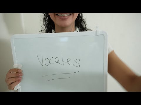 ASMR/ Teaching you Spanish Vocals!