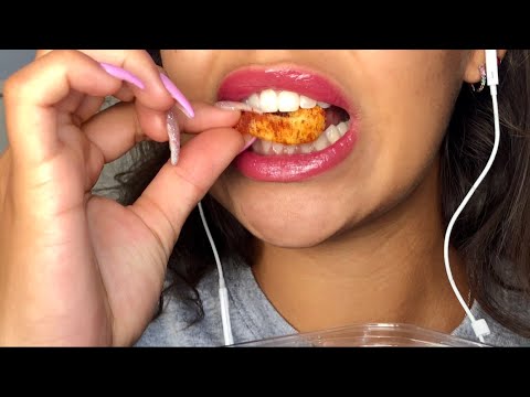 ASMR- CHEWY CANDY! MOUTH SOUNDS! TAPPING! CHAMOY PEACH RINGS, SOUR LICORICE. IM BACK???