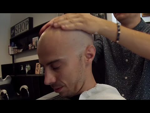 Young Italian barber - traditional shave 2/3 - ASMR No Talking