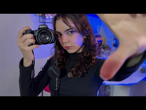 ASMR | Garota esquisita te fotografando