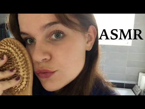 ASMR Relaxing Hair Brushing 💆🏻‍♀️ (Brushing Hair Forward, Spraying With Water, Tapping)