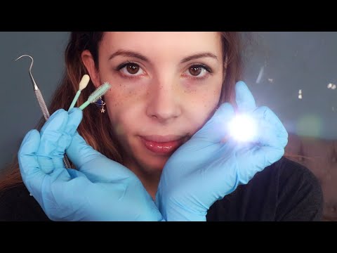 ASMR Ear Cleaning - Earworm Extraction - FLEMISH / DUTCH / VLAAMS