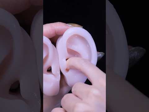 #asmr Aloe gel ear massage