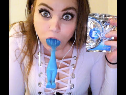 ASMR Eating and BlOWING BUBBLES (FAST AND AGGRESSIVE FROM BEGINNING)