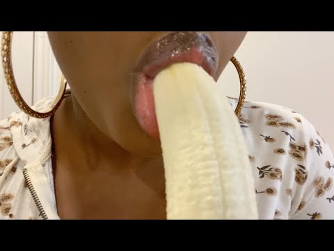 Asmr Super Satisfying Banana 🍌 🍌🍌Eating Video 🧠🧠💨💨🌊🌊