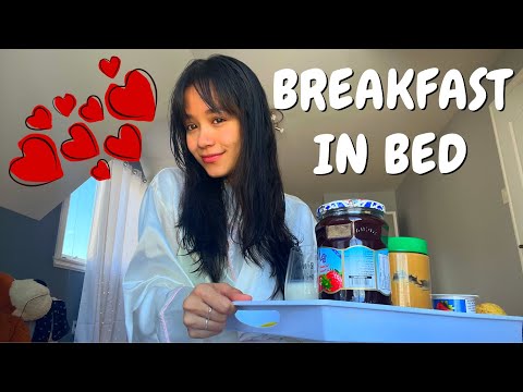 Girlfriend Gets You Breakfast In Bed ASMR ( SUPER TINGLY )🇫🇷
