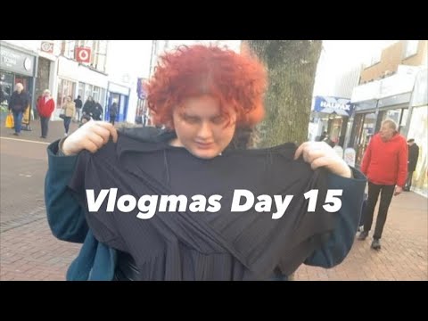Vlogmas Day 15 (2023) - Outfit Shopping with Kimmy