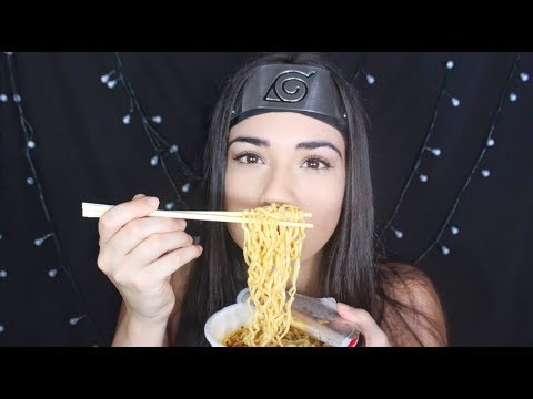 ASMR 🍜 COMENDO LAMEN DO NARUTO ~ Noodles 🔥 ( Eating Sounds)