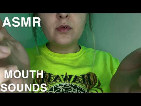ASMR | tingly mouth sounds + relaxing hand movements 👄🙌