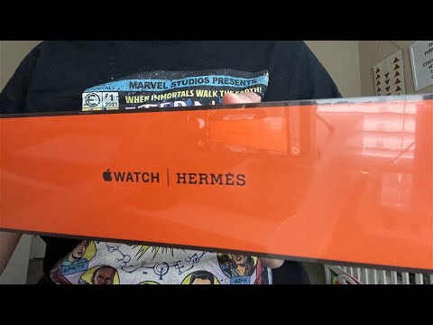 Unboxing the Hermès Apple Watch