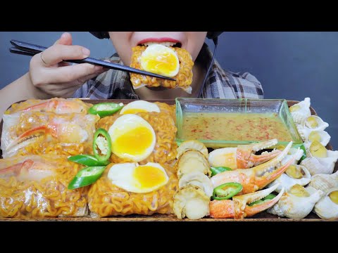 ASMR WARPED RICE PAPER WITH FIRE NOODLES X SEAFOOD , EATING SOUNDS | LINH-ASMR