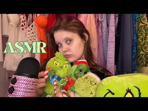 ASMR | Grinchy Triggers 💚 Fabric Sounds + Scratching