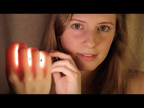 ASMR - Visual Triggers (mirrored touch, tracing, pulling, plucking, light)