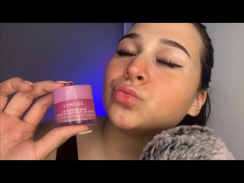 ASMR Glossy Kisses 💋✨ (applying lip products, kisses, mouth sounds..)