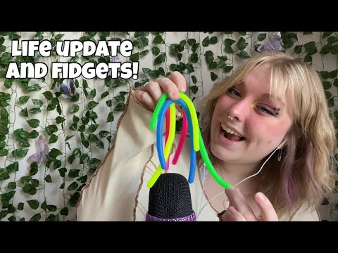 ASMR life update rambling while playing with fidget toys! ✨💗