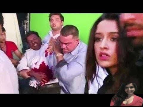 Shraddha Kapoor stabs stuntman  caught on  MTV India Bollywood Films - Video Commentary (Review)