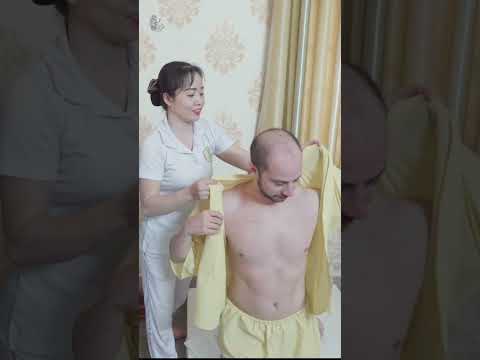 How Vietnamese girl Massages