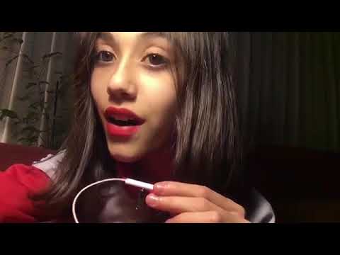 ASMR (girl) mic nibbling mouth sounds and kisses intense