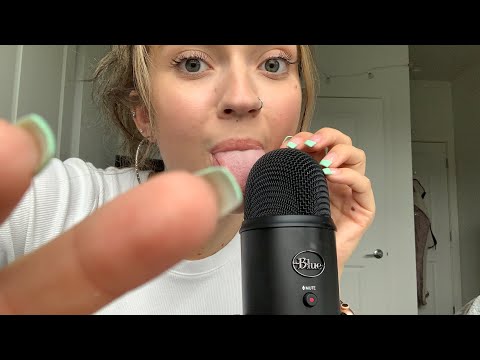 ASMR| TONGUE FLUTTERING & TAPPING IN YOUR EARS! HIGH SENSITIVITY ON MIC