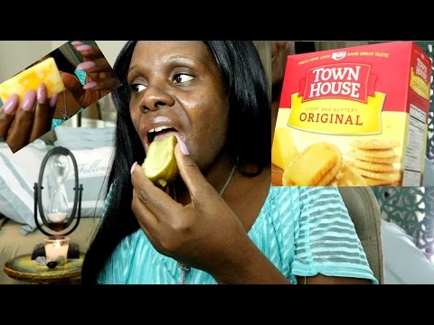 Pickles ASMR Eating Sounds Crackers | Cheese | Soft Crunch