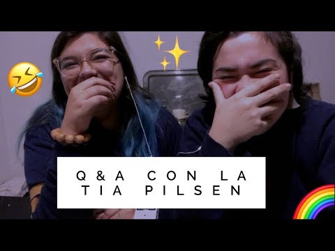 ASMR CHILE/ESPAÑOL - Respondiendo sus preguntas con Pilsen Sual ASMR 💖🌚 (PARTE 1)