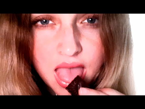 Asmr kissing,  kisses (muaaa), lens  licking,  tongue flicking  , eating chocolate