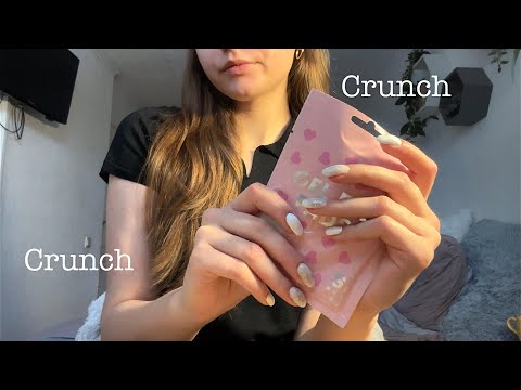 ASMR | Crunchy/Crispy Triggers | Plastic Sounds | Whispering