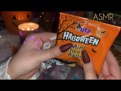 ASMR- Halloween treat bags 🎃👻 (crinkles, tapping, whispers)