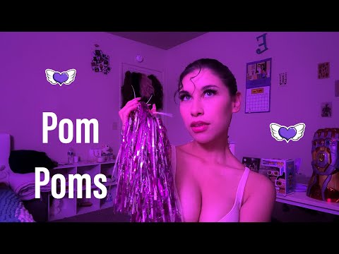 Pom Poms  ASMR 🩷🫶🏻 Playing With PomPoms