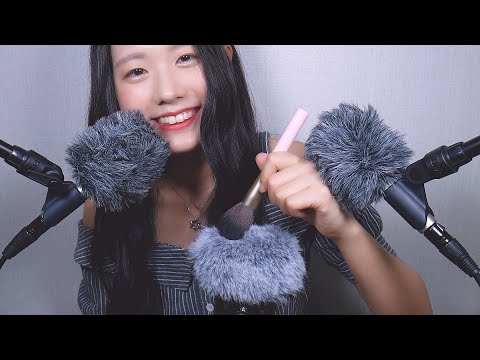 ASMR Whispering Japanese & Fluffy Mic Brushing with makeup brush | Ear Blowing (Eng sub)