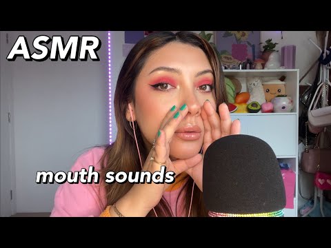 ASMR mouth sounds, lip gloss and hand movements 💖 | Whispered