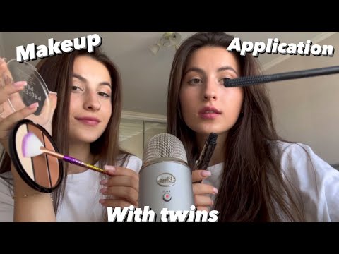 Asmr makeup application in 1 minute 💄 with twins 👯‍♀️