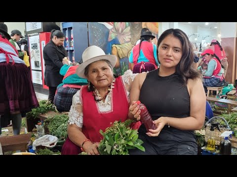 ASMR Rosita Maria performs a spiritual cleansing for Sofy in the market