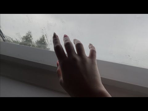 ASMR | WINDOW TAPPING WITH RAIN 💧