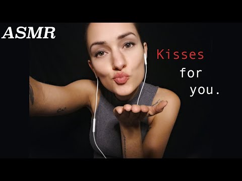 ASMR - I kiss you good night 💋🌛