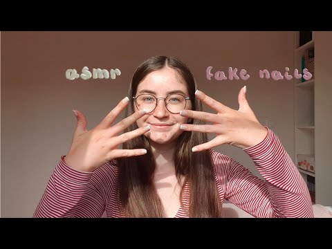 ASMR tapping with fake nails (dutch)